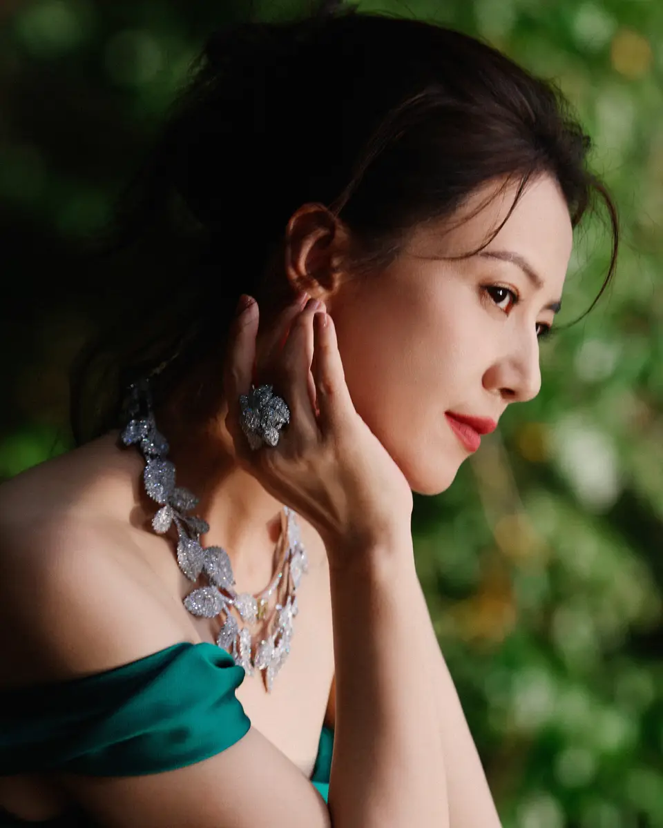 5 - Asia Vibe Daily