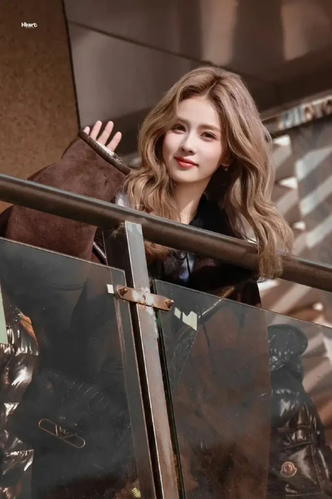 fgh - Asia Vibe Daily