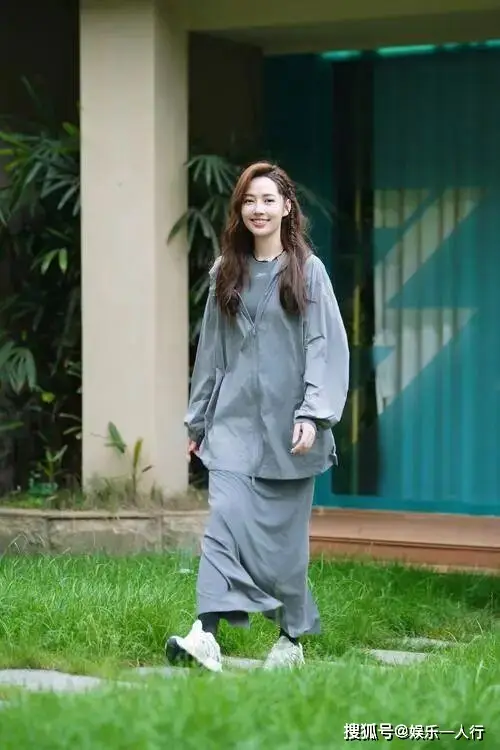 s4 - Asia Vibe Daily